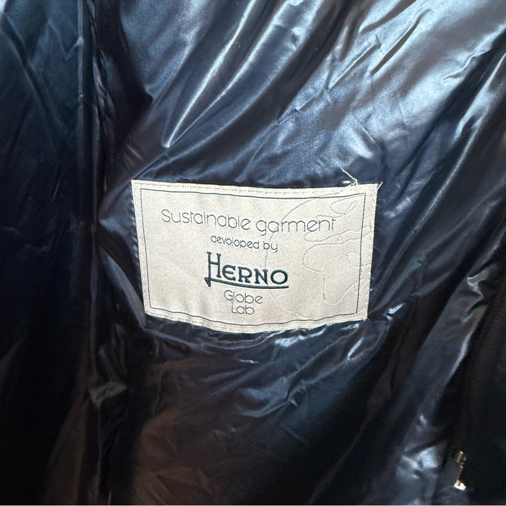 HERNO Layered Stretch Wool And Nylon Coat - Picture 10 of 11